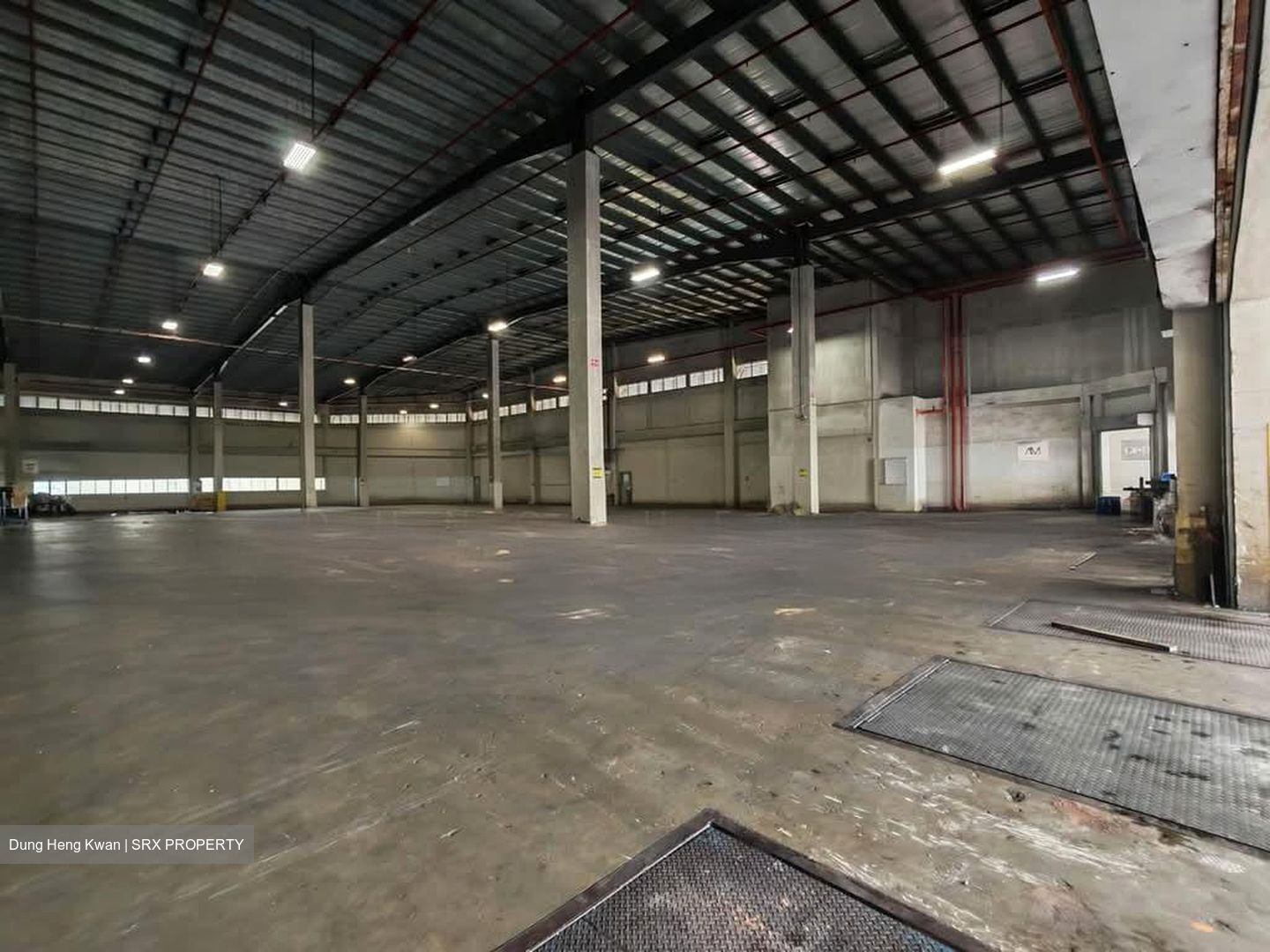 Tuas Lot (D22), Warehouse #554265021